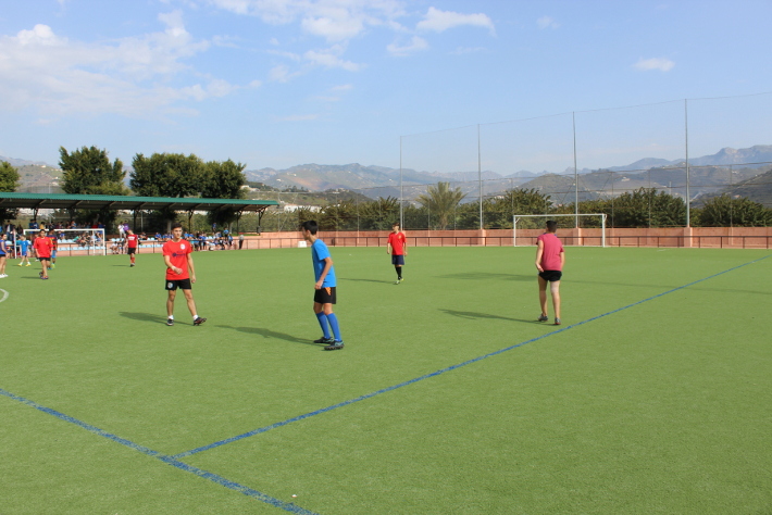 Almuñécar sustituirá el césped artificial del campo de fútbol Río Verde con un inversión de 160.000 euros